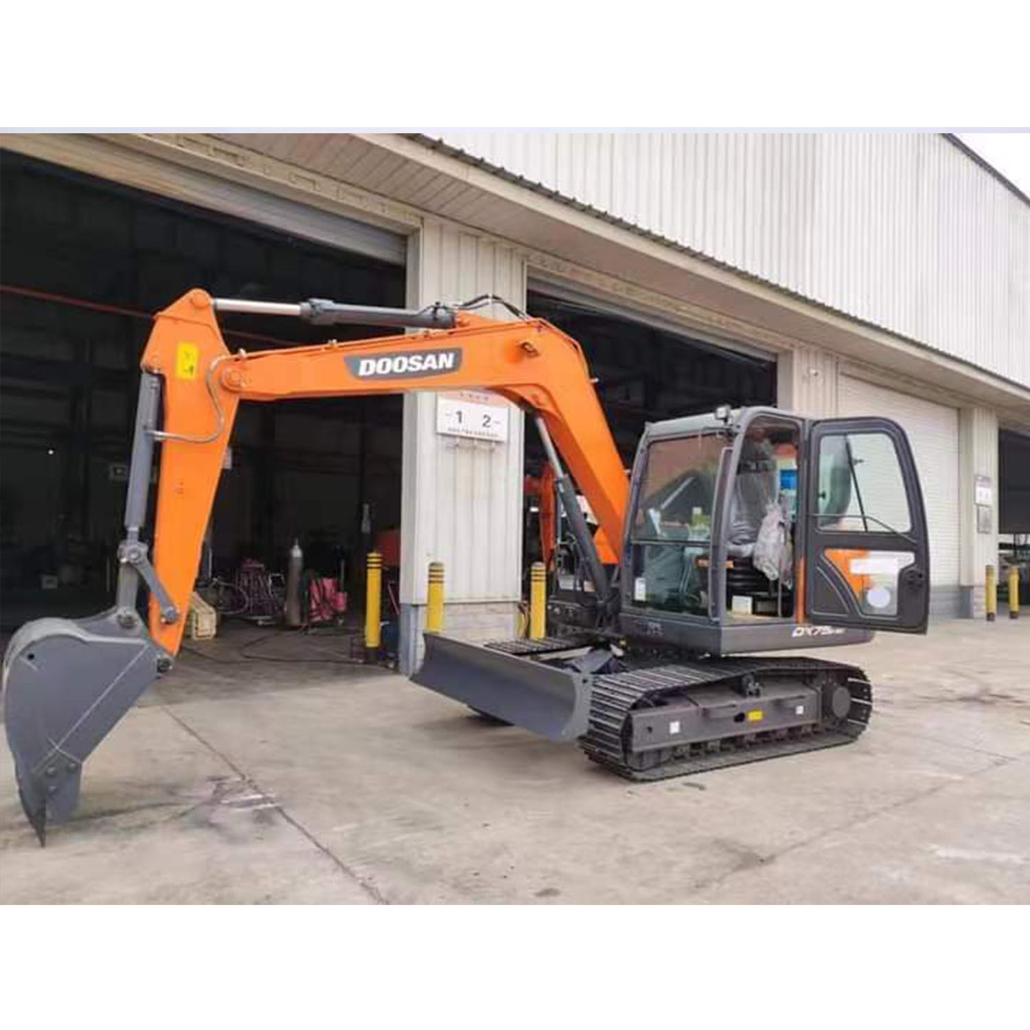 used excavator doosan dx 75  original korea doosan 7 ton mini bagger preise doosan crawler excavator