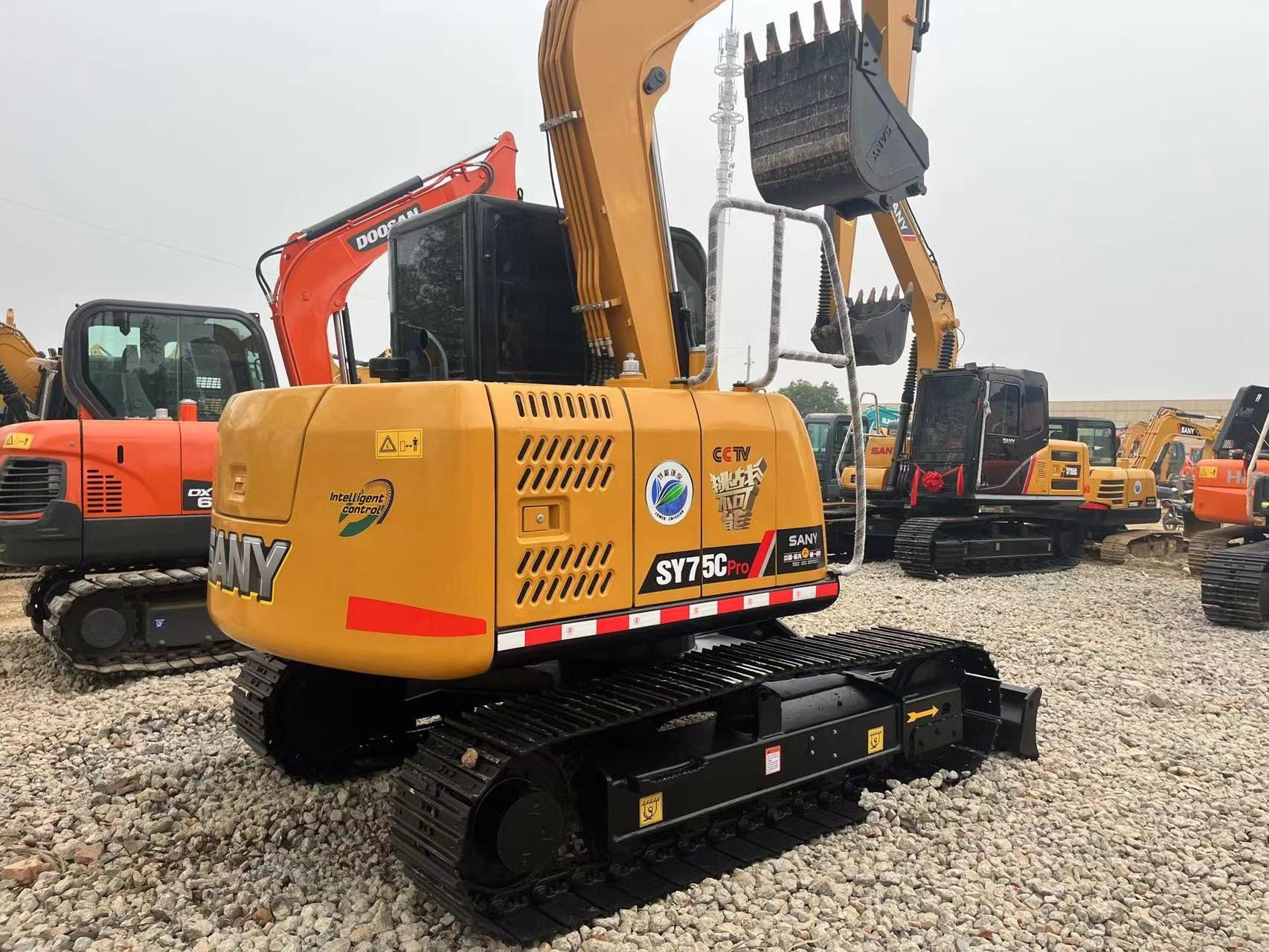 used excavator machine sany excavator low price 75 mini digger excavator sany sy75c sany55 sany60 sany75 for sale