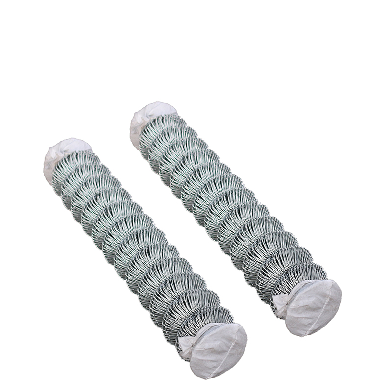 Hot selling galvanized wire mesh roll wire fencing diamond chain link fence cyclone wire fence price