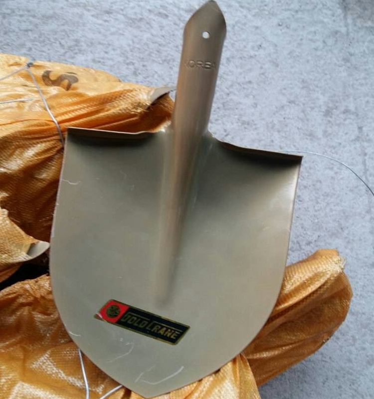 China direct factory metal round shovel with wooden handle for digging and scooping