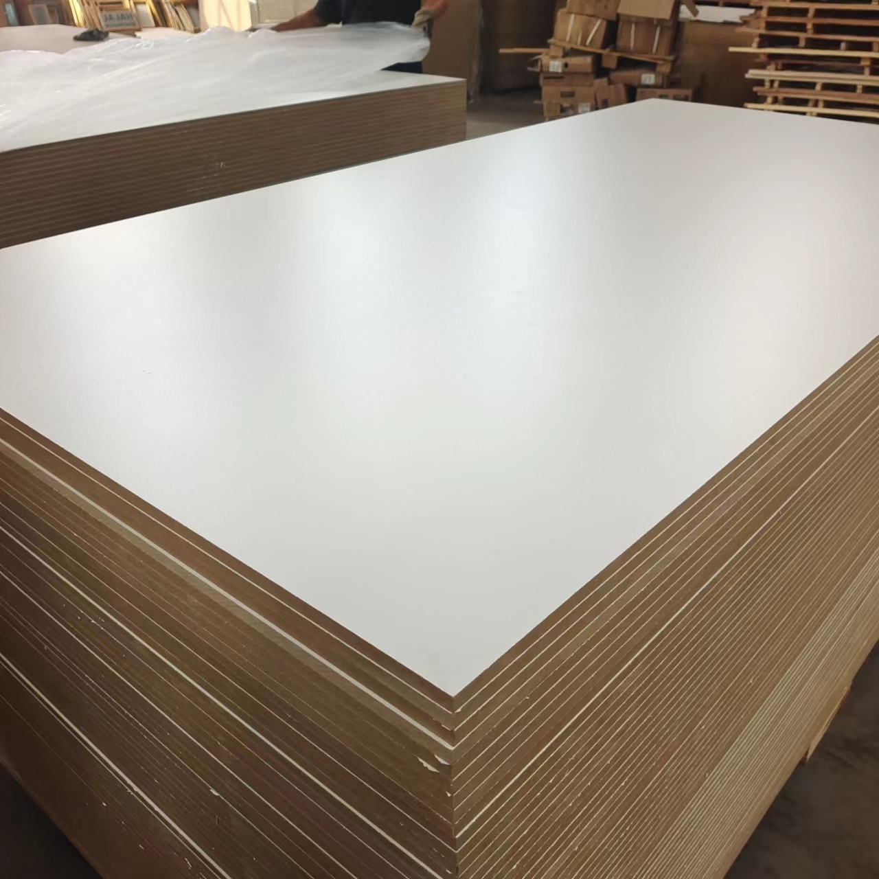 18mm white melamine laminated MDF Board HDF Board fibre boards