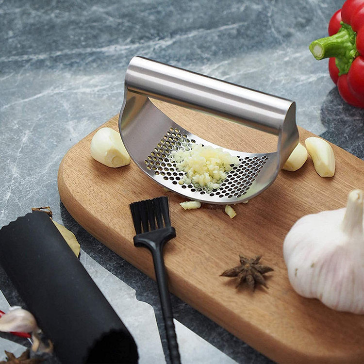 Kitchen Hand Held Garlic Chopper Ginger Stainless Steel Garlic Press Crusher