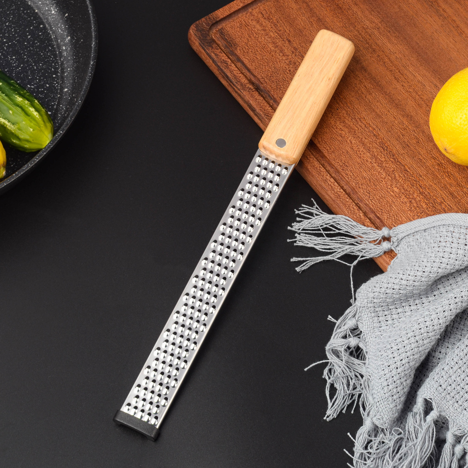 New produces Kitchen Accessories stainless steel kitchen lemon cheese ginger zester grater with wooden handle Chopper Slicer