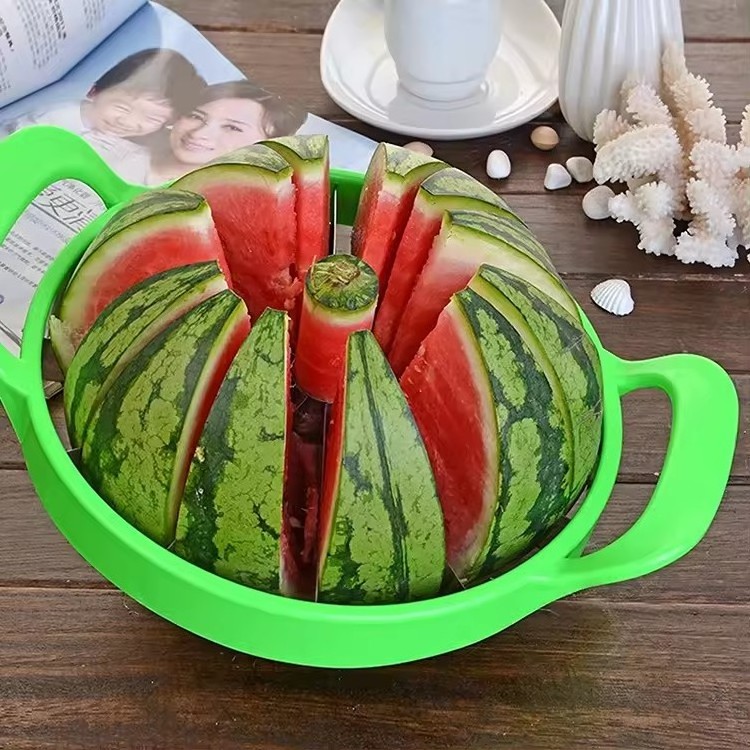 Hot Sale Kitchen Convenient Practical Tools Creative Watermelon Slicer Melon Cutter Knife Stainless Steel Fruit Cutting Slicer