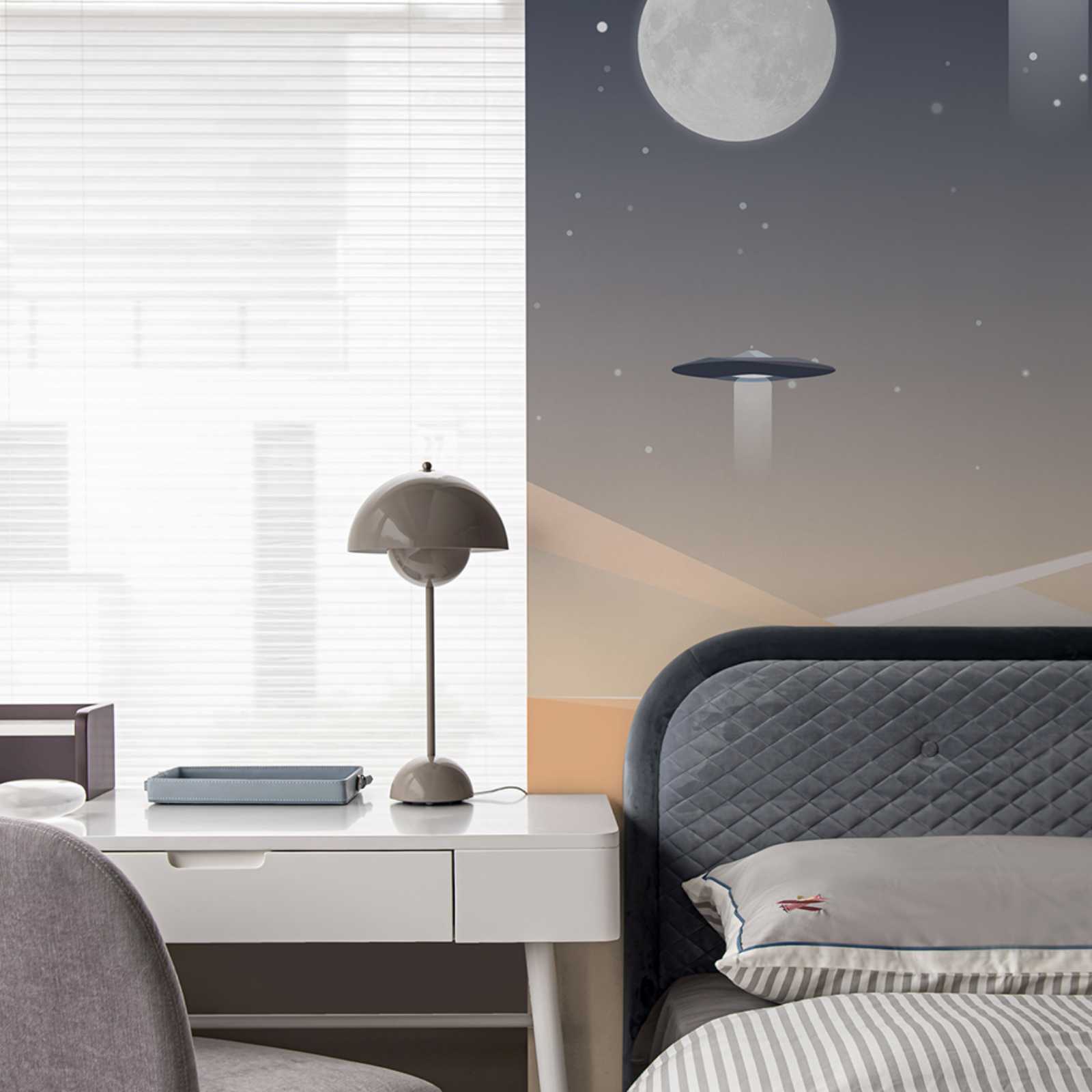 Custom Design Spaceman Outer Space Room Interior Mural Wallpaper Home Decoration For Baby Boy Room