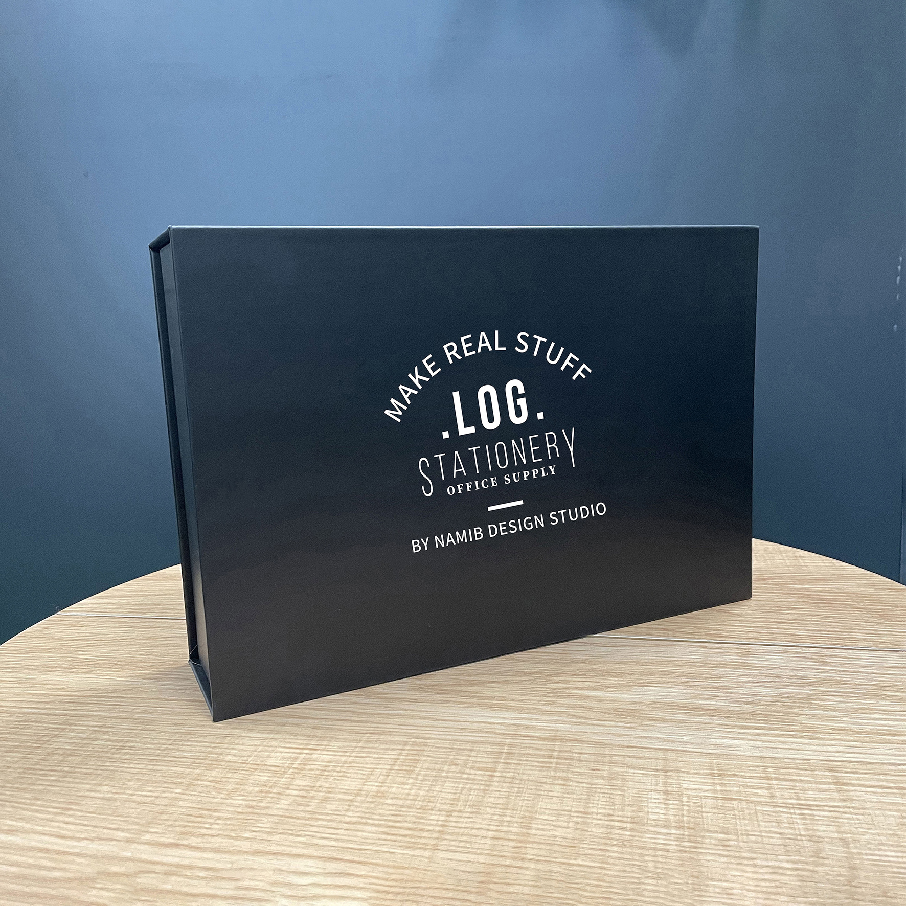 custom paper packaging gift boxes with logo, high quality luxury black magnetic collapsible gift boxes