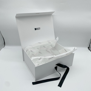 white eid gift box with magnetic lid shredded paper cardboard luxury magnetic paper gift box with magnet