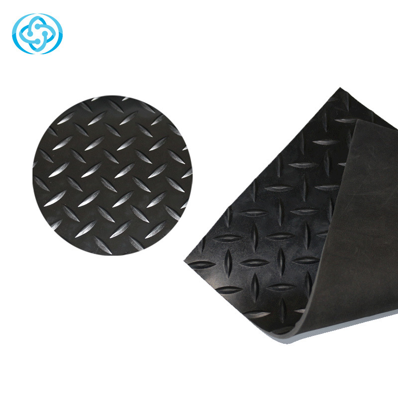 Ribbed mat to prevent collisions for the safety of tread rubber floor matting sheeting