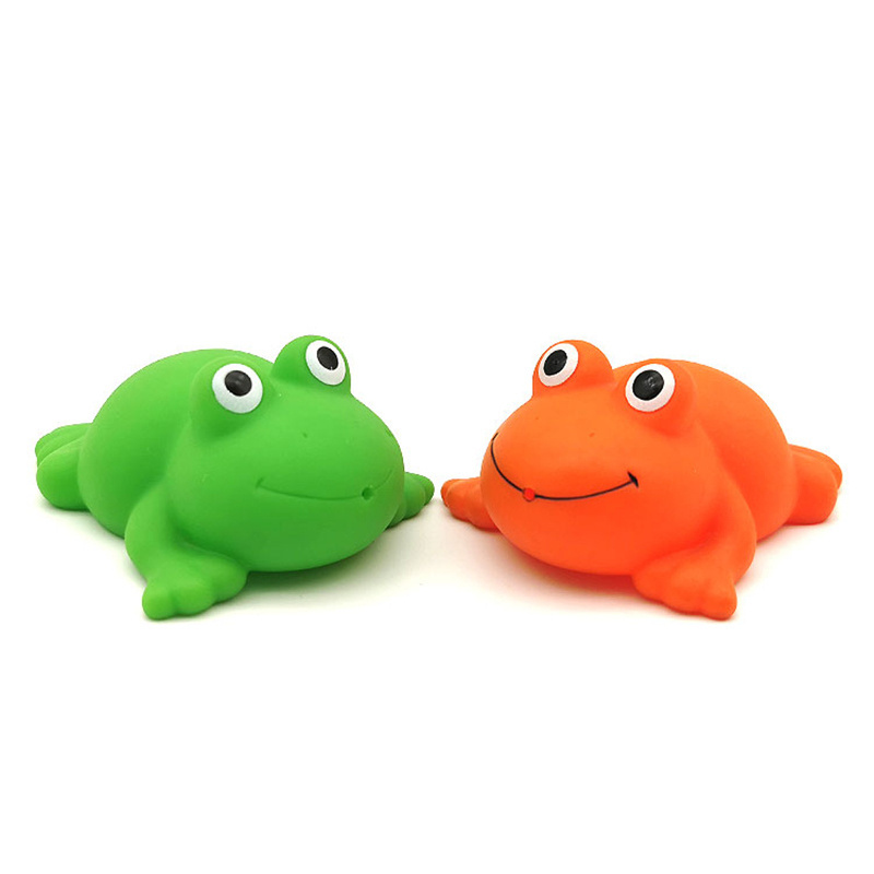 Mini Rubber Plastic Sea Animal Figure BPA Free Green Frog Water Spray Squirt Baby Bath Toy for Kids