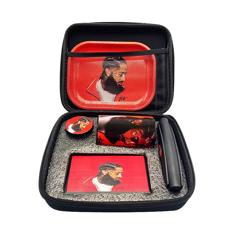 Cheaper Price Customized Logo Smoking Set Tobacco Rolling Tray And Grinder Herb Metal Zinc Alloy  Herb Grinders