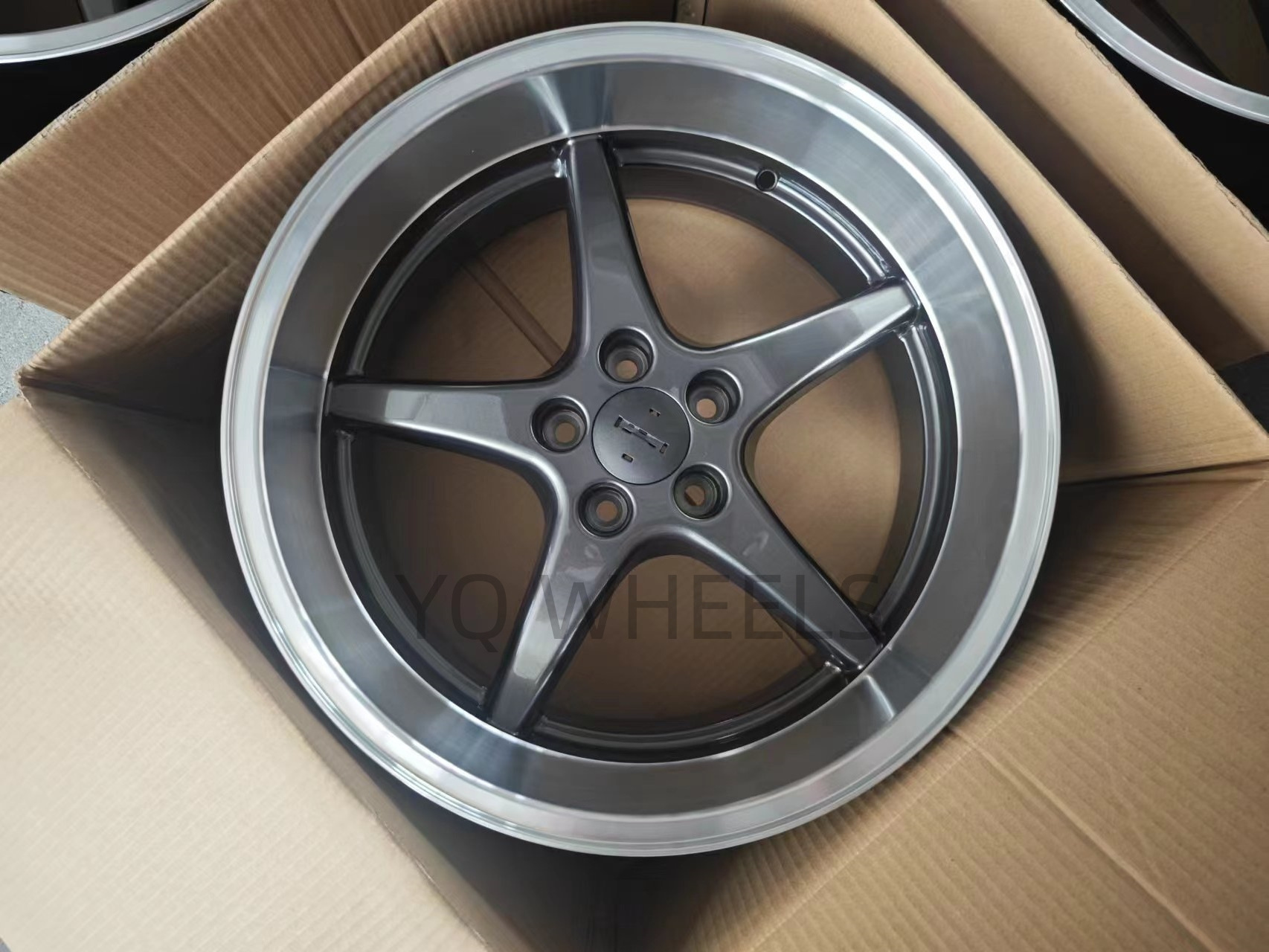 YXQ Deep Dish Wheels 18*8.5 5*108 PCD 6mm Offset 65.1 CB Alloy Wheels for Volvo