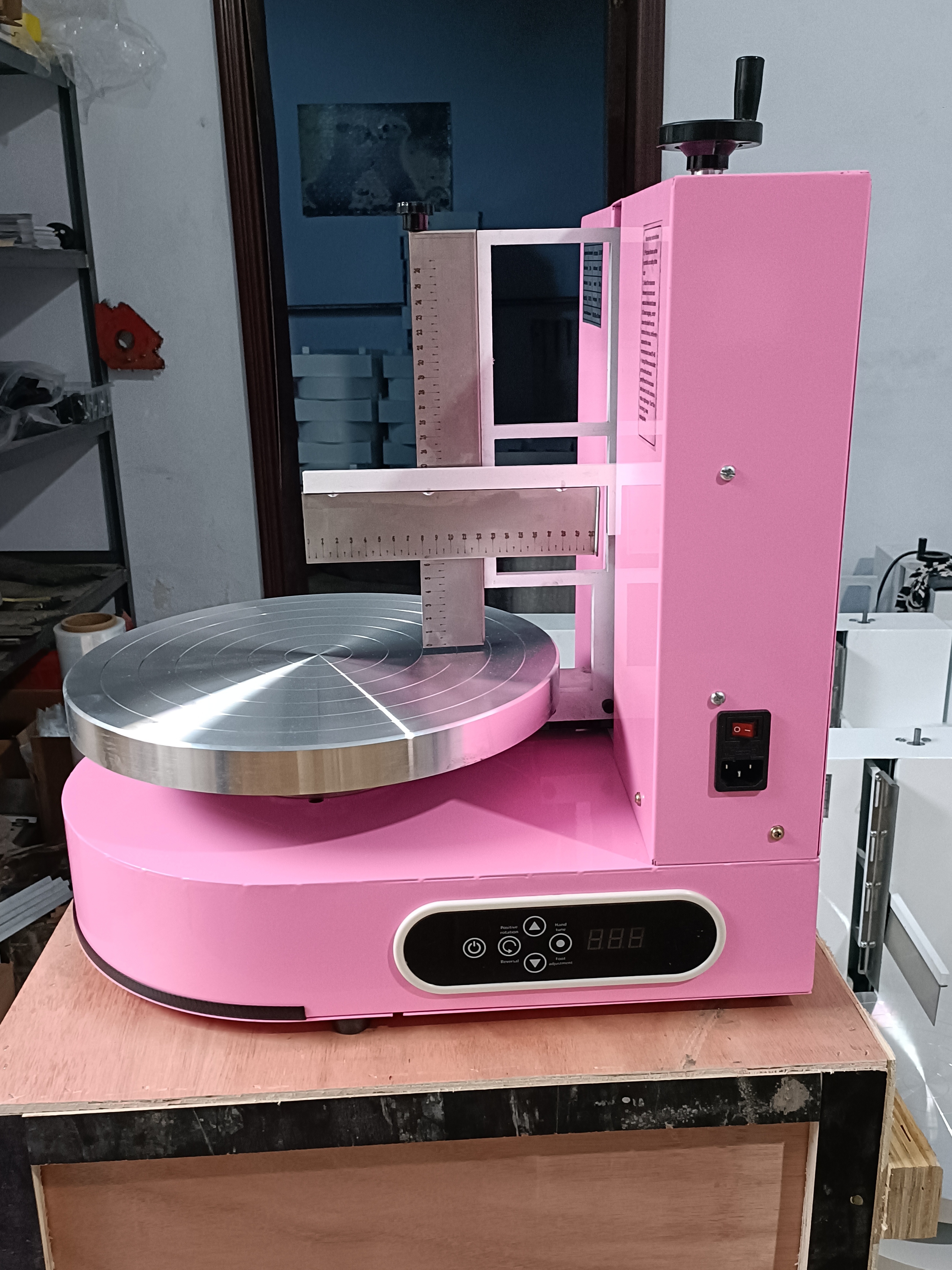 Youdo machinery electric automatic rotation cake turntable cake decorating machine  cream frosting flatening machine