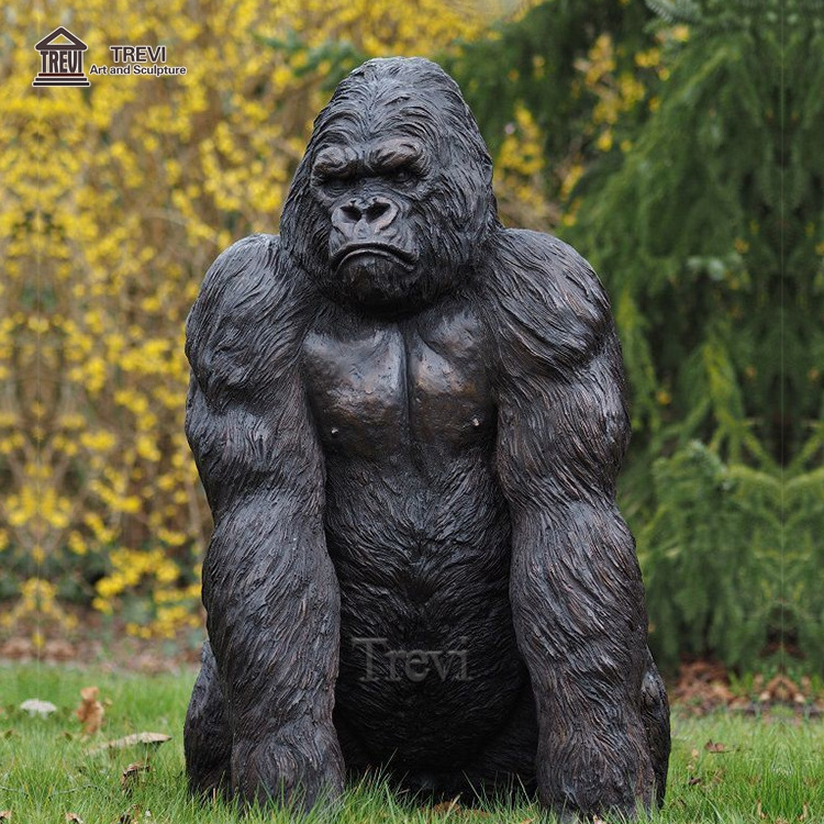 Outdoor Life Size Giant Casting Brass Bronze Animal Sculpture Gorilla Statue For Park