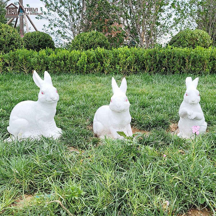 Luxury High Quality Life Size White Rabbit Fiberglass Resin Sculpture In Stock