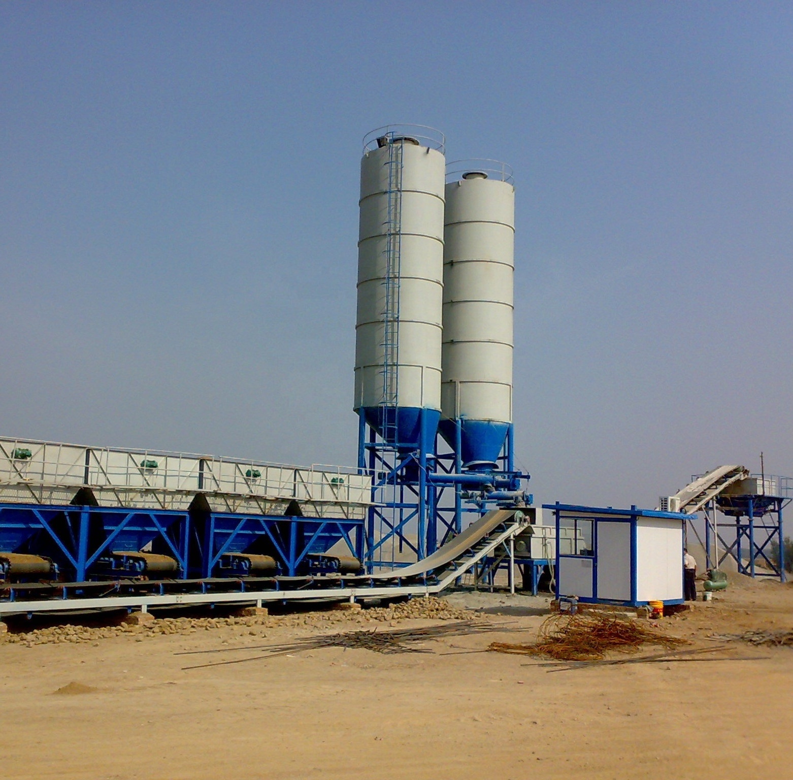 HZS25  high performance Automatic ready mix cement concrete batching mixer plant price