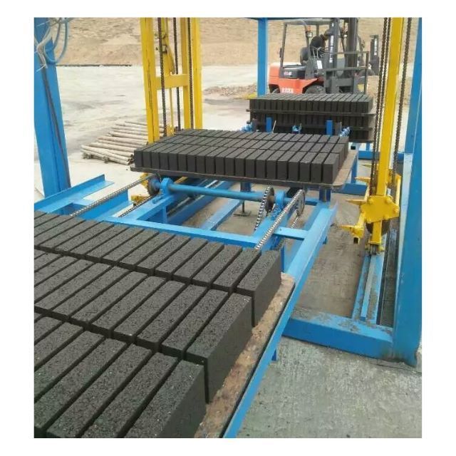 Hot Sales QT10-15 Fully Automatic Brick Machine for making Concrete Blocks Cement Bricks and Paver with curb stone Hollow Block