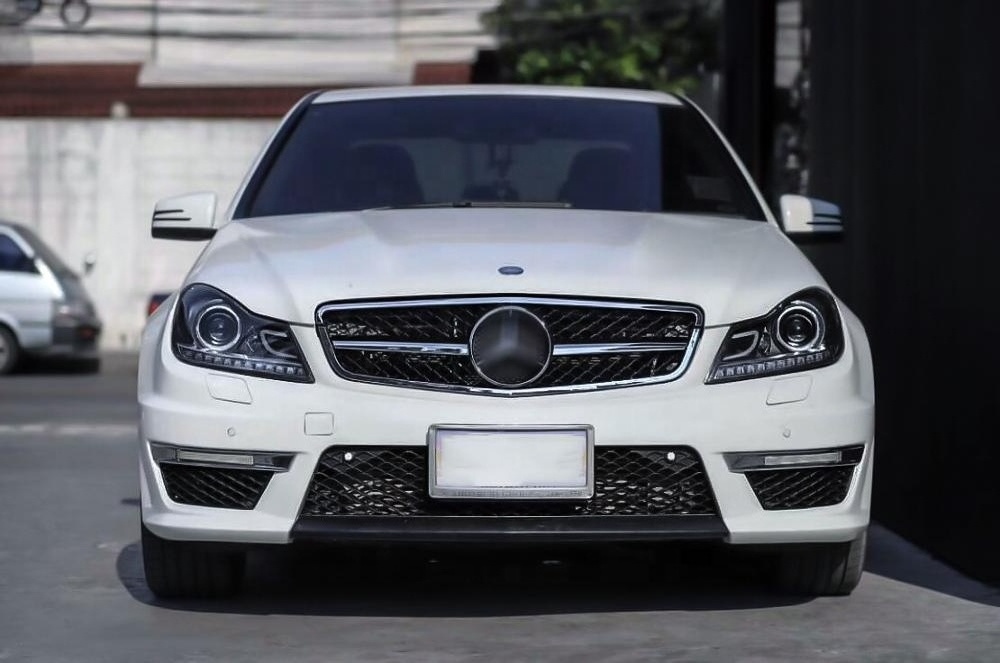 For Mercedes-Benz C-Class W204 change C63 AMG BODY kit