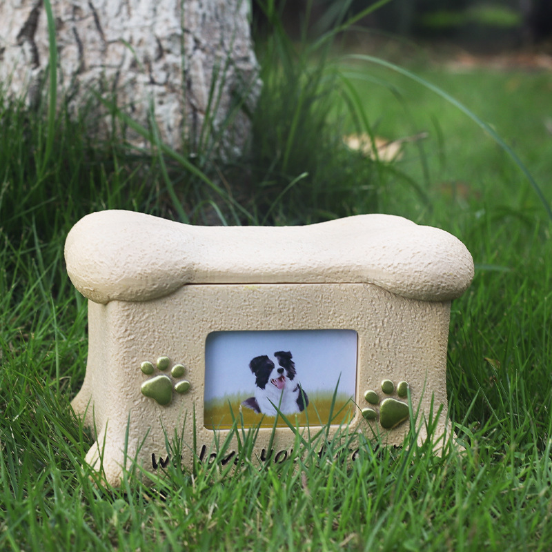 Off-the-shelf resin pet urn Puppy cat coffin memorial box Personalized photo frame pet cremation urn