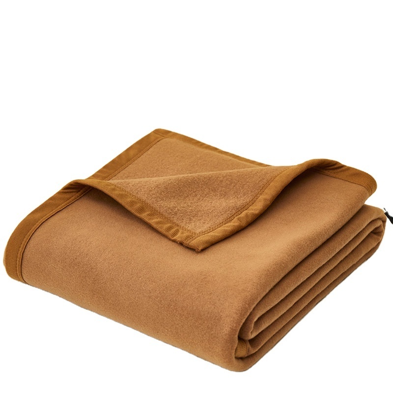 Low MOQ fast delivery 150x200cm Double-sided all season Hotel kambal Blanket Camel Blanket Wool Blanket