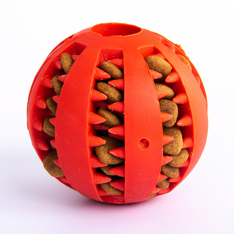 Hot Selling Indestructible Rubber Round Pet Toy Teeth Cleaning Pet Food Ball Chewing Feeder