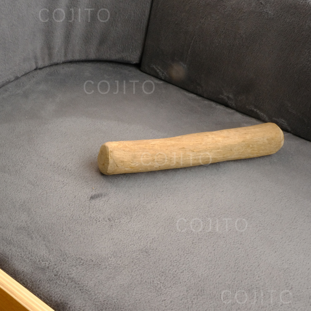 Hot selling luxury wooden dog bed Contains insulation pads for wooden dog bed