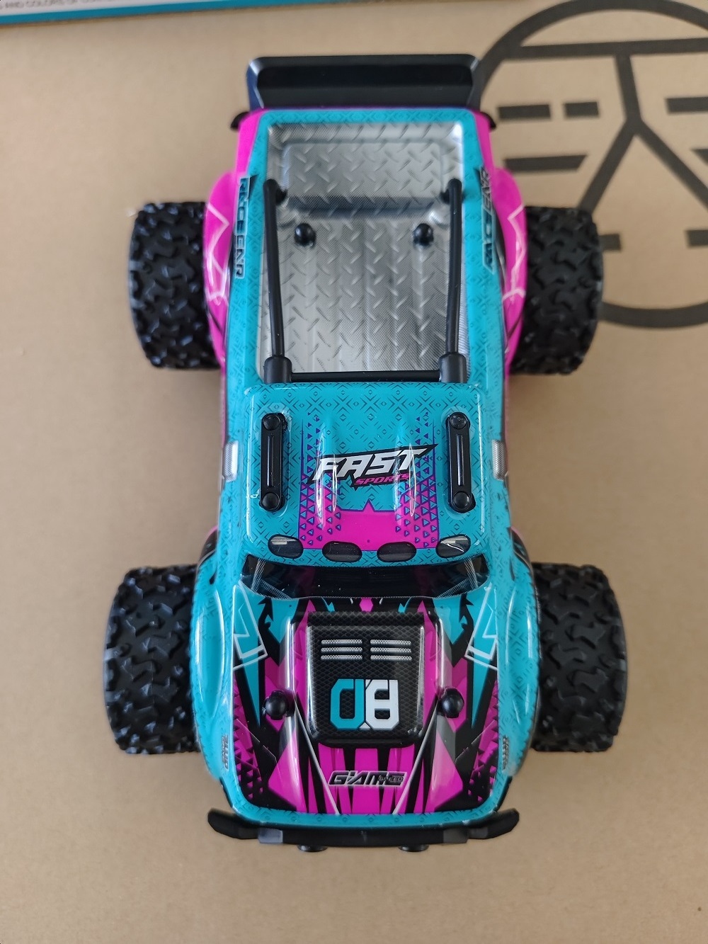 KF23 all terrain high speed off road 2.4g remote control 4WD cars strong grip kids vehicle toys