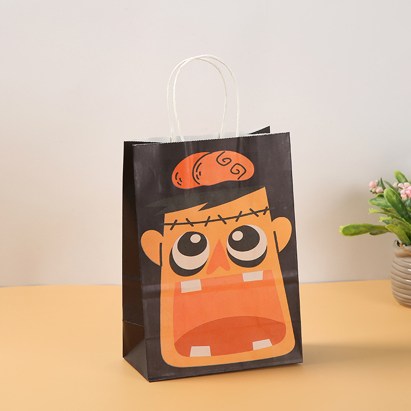 Customized Halloween Paper Candy Bag Twisted Handles Gift Candy Print Logo Gift Packaging Bags