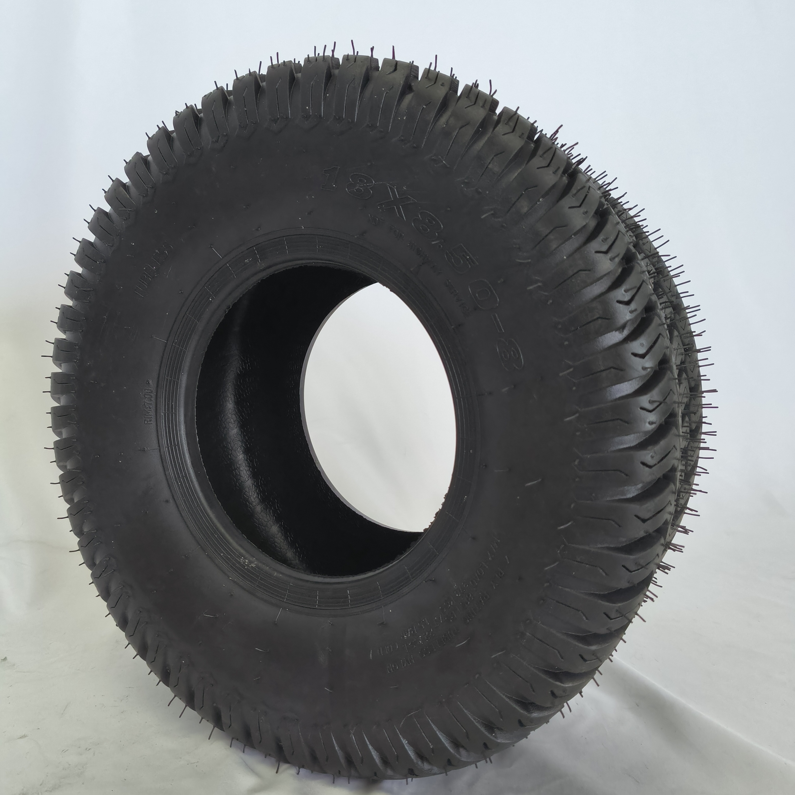 Wholesale Made in China Truck Professional Tyres Low Price Golf Cart Tires Tyre