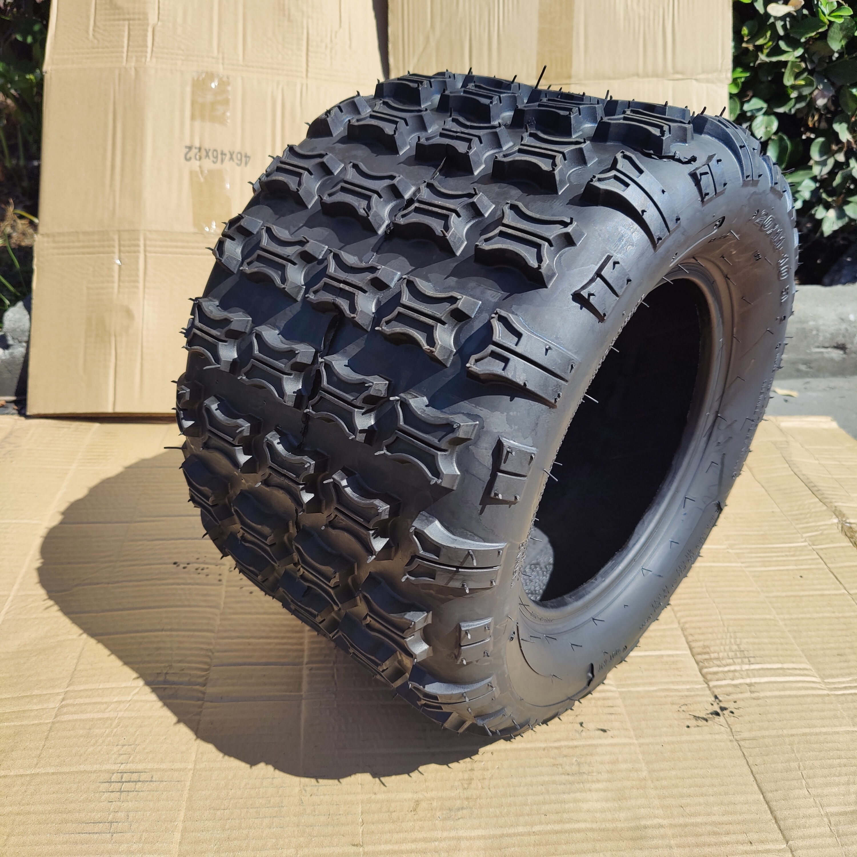 20x11-10 ATV UTV Tires Tubeless Wheel Durable Powerful Smooth Rolling Design Golf Cart Wheel