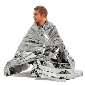 Emergency Blankets Mylar Thermal Blanket for Survival Reflective Portable Space Blanket for Outdoor Camping and Hiking