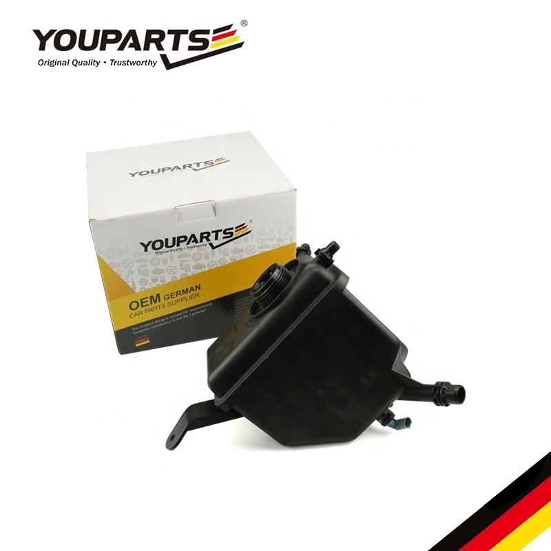 Auto Engine Radiator Coolant Water Expansion Tank For BMW E60 E60LCI ALL OEM 17 13 7 542 986 Coolant Expansion Tank