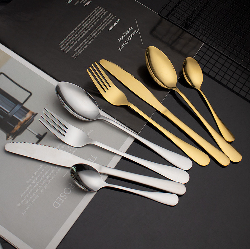 OEM Christmas Gift Spoons Fork And Knife Set Stainless Steel Gold Cutlery 24pcs Flatware Set Knife And Fork Set