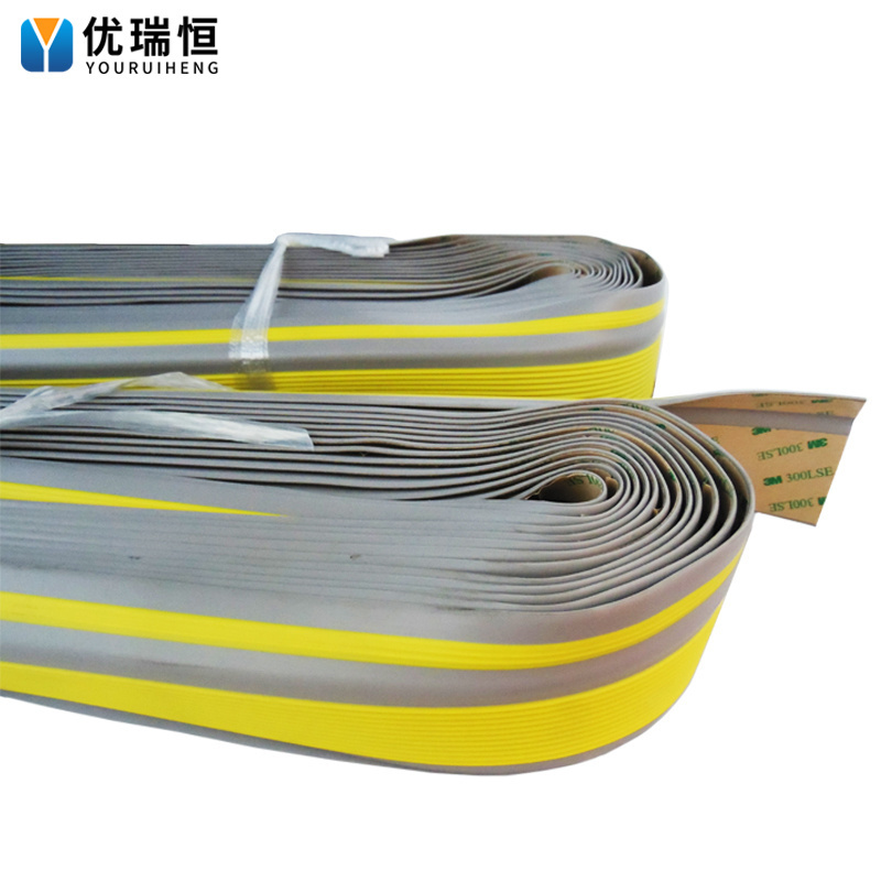 Self adhesive PVC stair step anti slip strip wear resistant waterproof anti slip strip