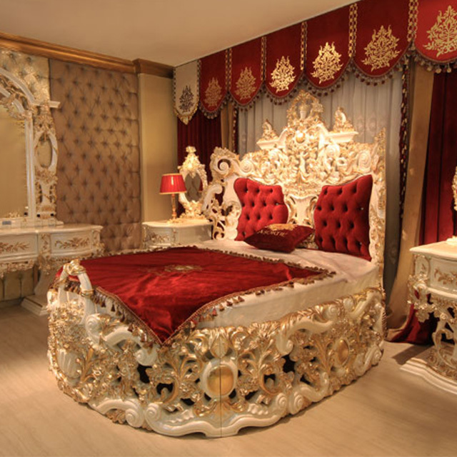 Arabia Style Carved Wood Bed Golden 24K Bed Luxury Master Bedroom furniture Round Bed in Antique Style