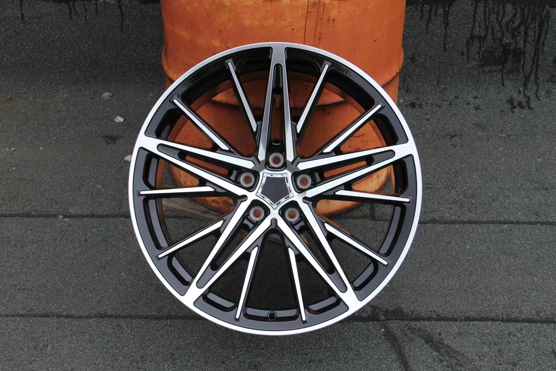 China Rims Manufacturers 19 20 Inch 8.5J 9.5J 35 ET Star Shape 5x112 5x114.3 5x120 Wheel Rim For Car