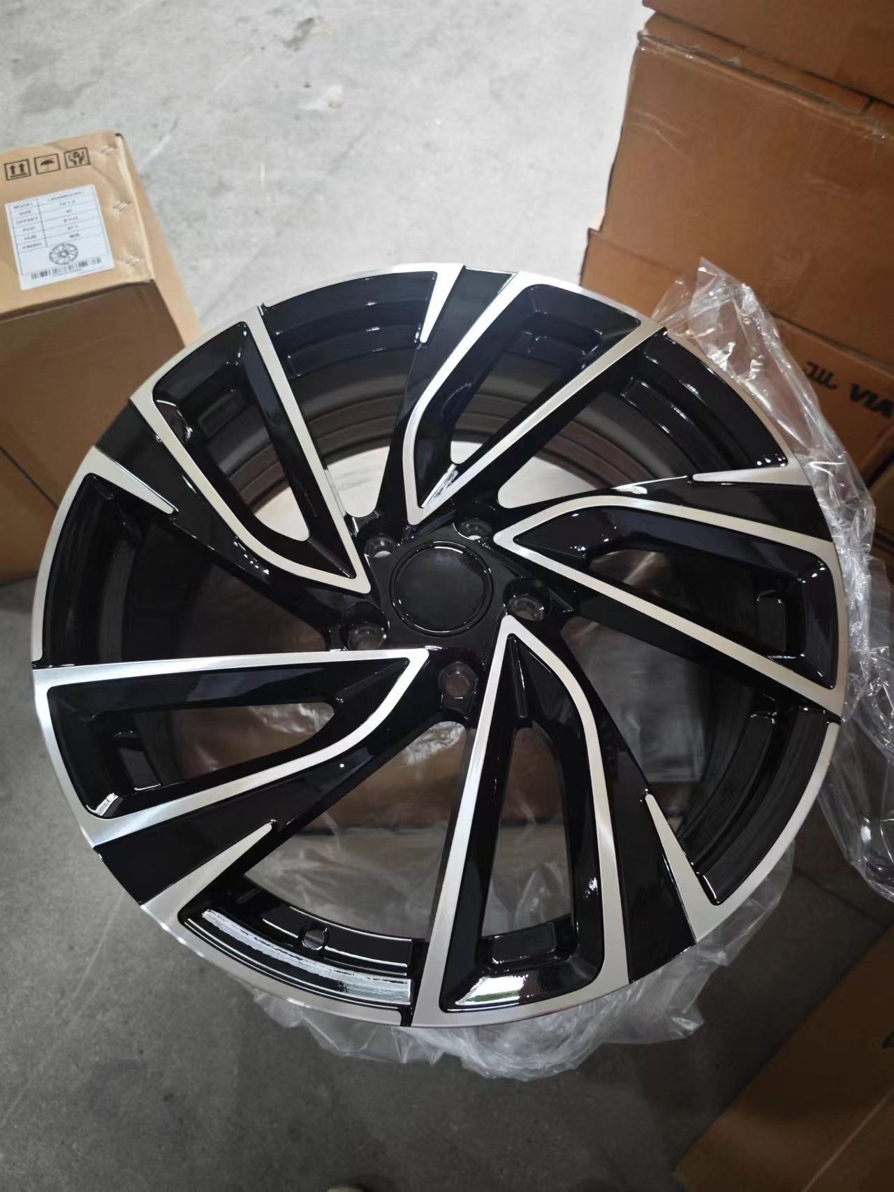 Passenger Car Wheels Multi Spoke Alloy Aluminum Rims 17 18 19 Inch 7j 7.5j 8j 112 PCD 42 45 ET For Golf GTI