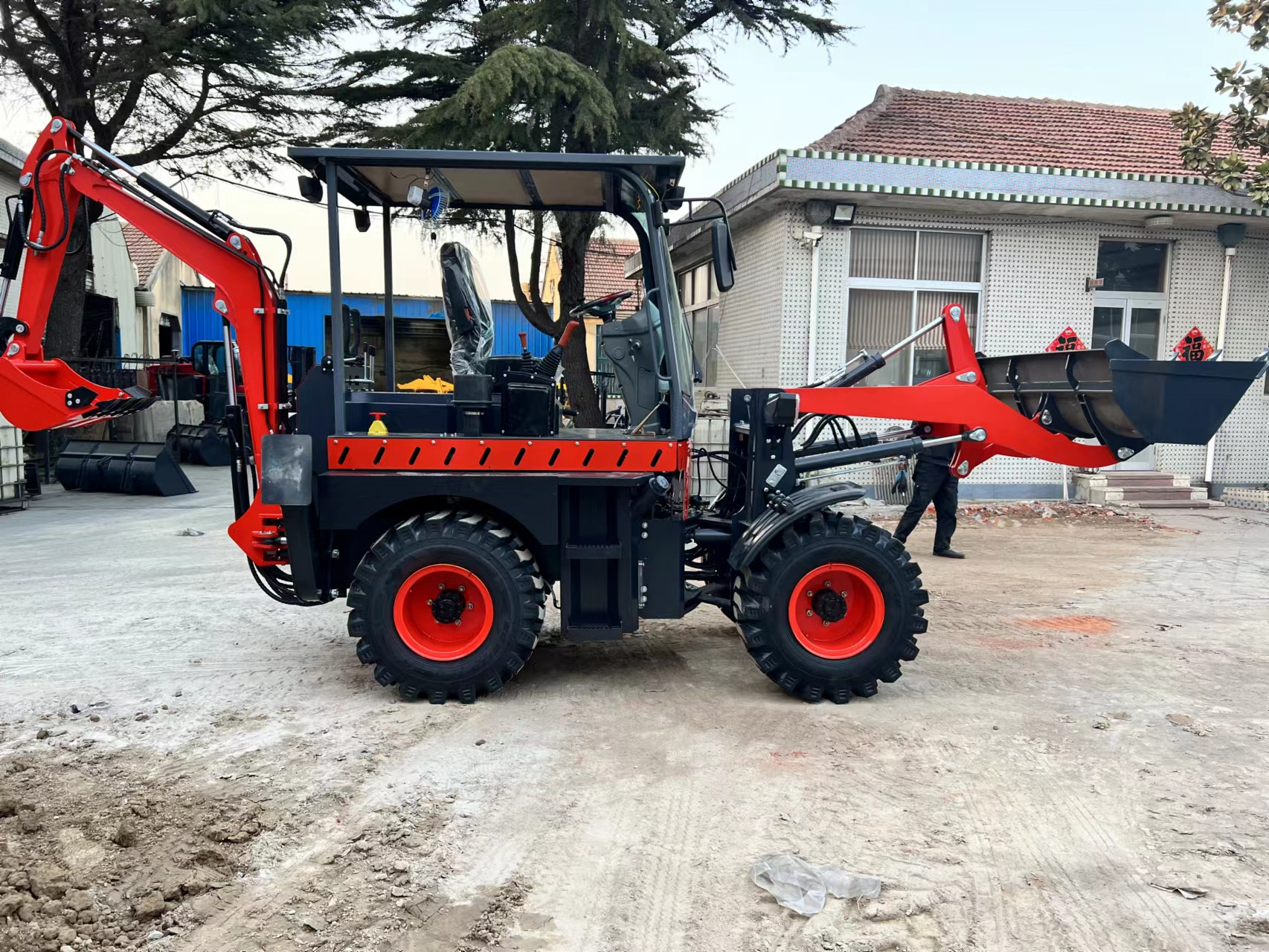 Retroexcavadora mini 4x4 wheel loader with backhoe 360 degree backhoe loader front excavator loader with bucket 1 ton for sale