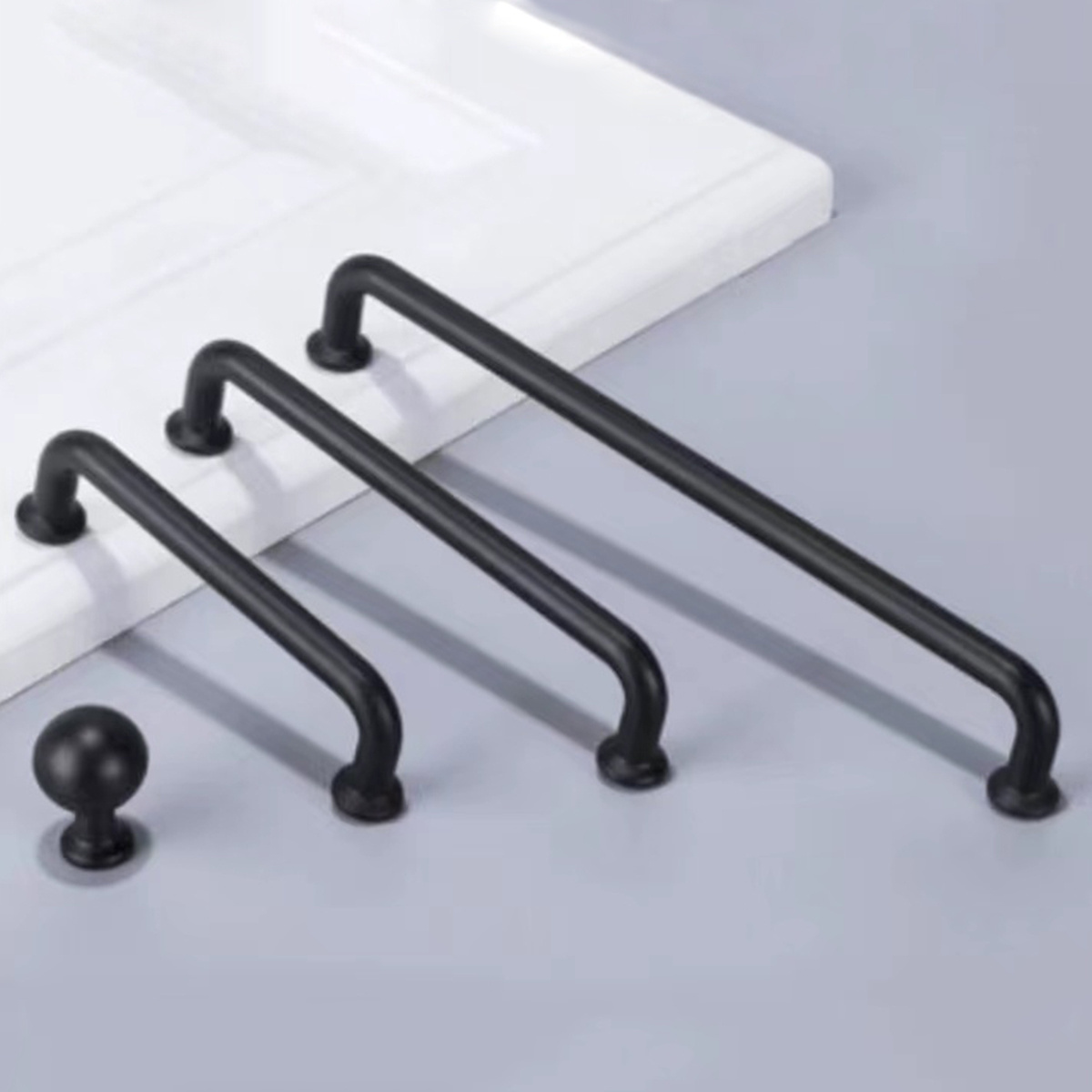 Simple Zamak Handle suitable for Bathroom, Kitchen cabinet, bedroom closets, all drawers