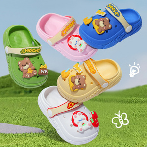 Children Hole Shoes Summer New Style Cute and Anti slip Boys and Girls Wearing Topped Slippers, Soft Soled Baby Slippers