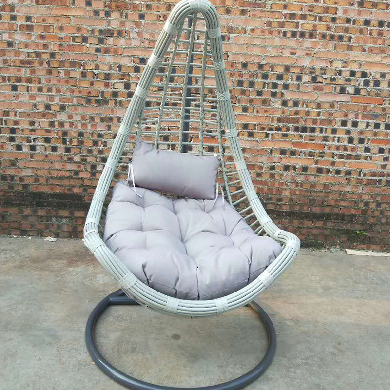 Garden courtyard swing rattan chair outdoor swing chair hanging egg rattan chair