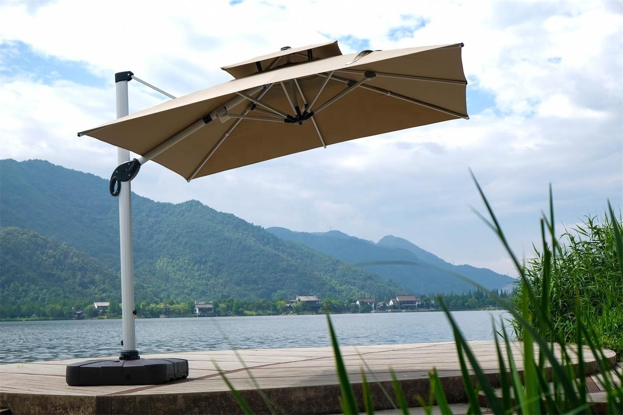 Outdoor sunshade and base outdoor sun umbrella