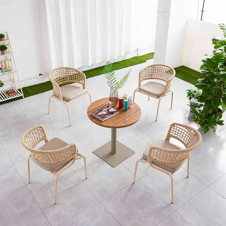 Italian space saving outdoor furniture metal outdoor small table and chair