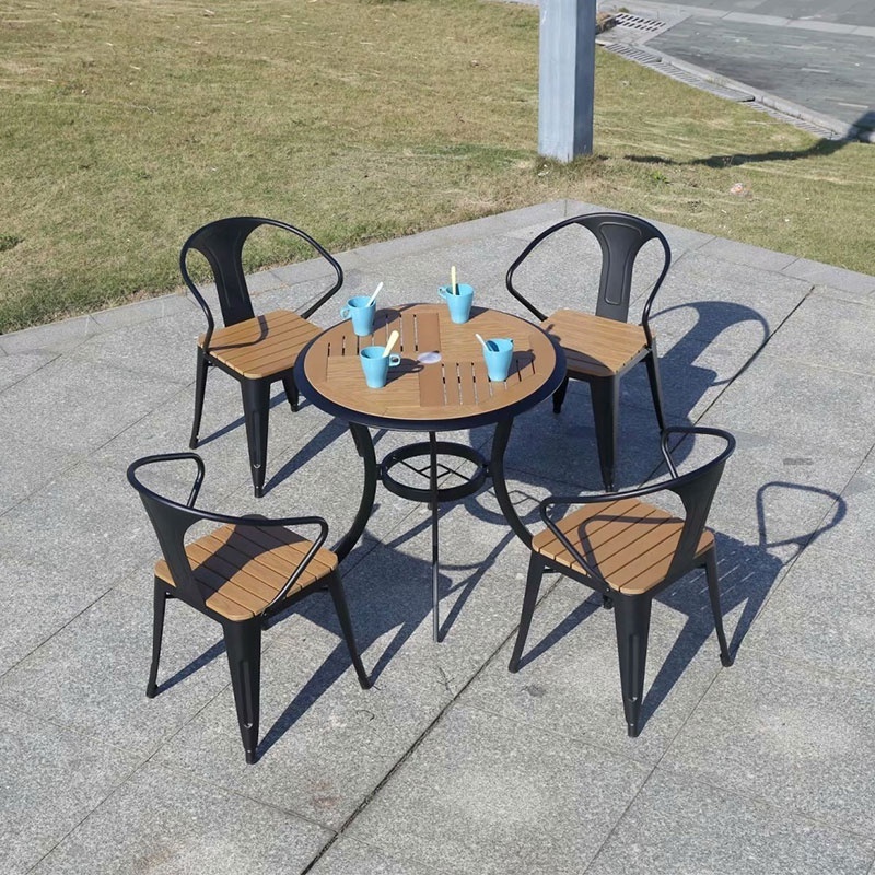 China factory wholesale new plastic wood table chair outdoor roof table chair holiday garden chair furniture