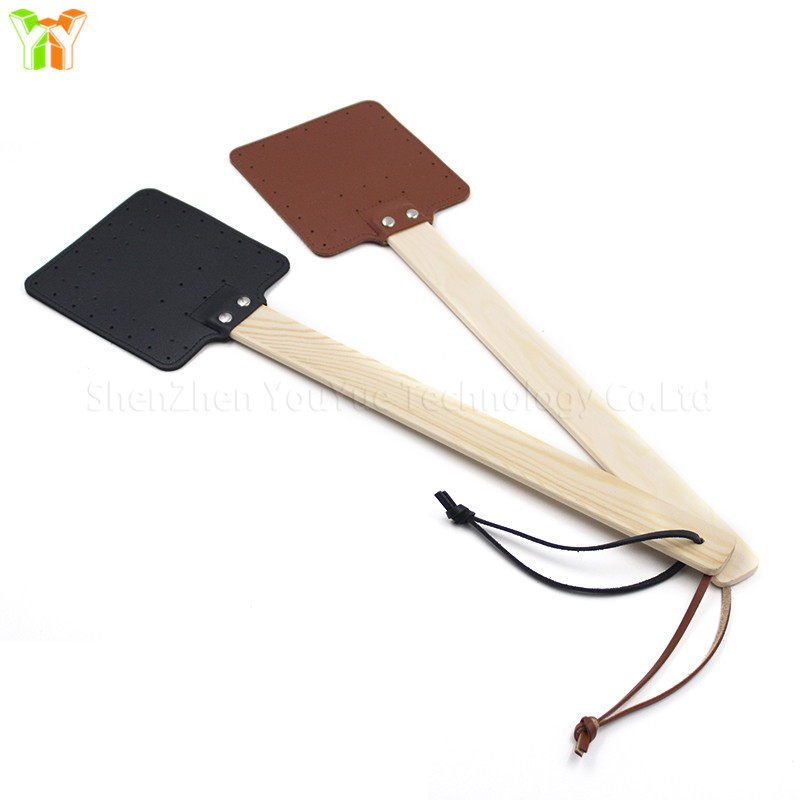 Portable Heavy Duty Leather Fly Swatter Long Handle Mosquito Swatter for Indoor and Outdoor