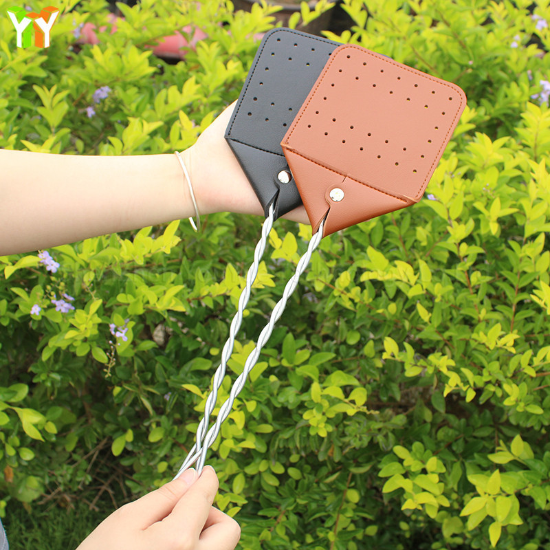 Portable Leather Fly Swatter Durable Metal Handle Flyswatter PU Bug Mosquito Swatter Mat