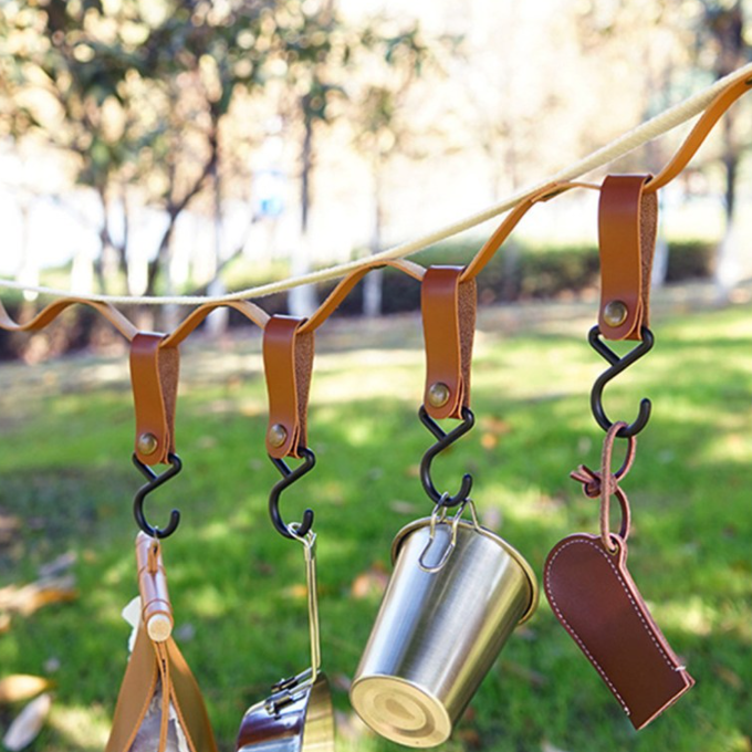 RTS Durable Leather Camping Wood Hanger Strap Kitchen Cooking Hanger Hooks hanging Hook For Outdoor