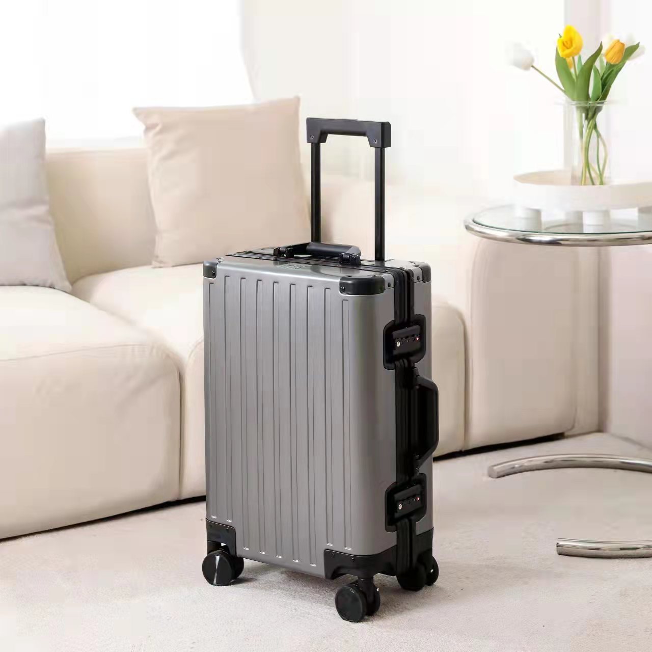 YX13005 Custom Logo Aluminum Luggage Alloy Baggage Travel Suitcase with TSA Lock 360 Degree Universal Wheels Cabin Cases Mala