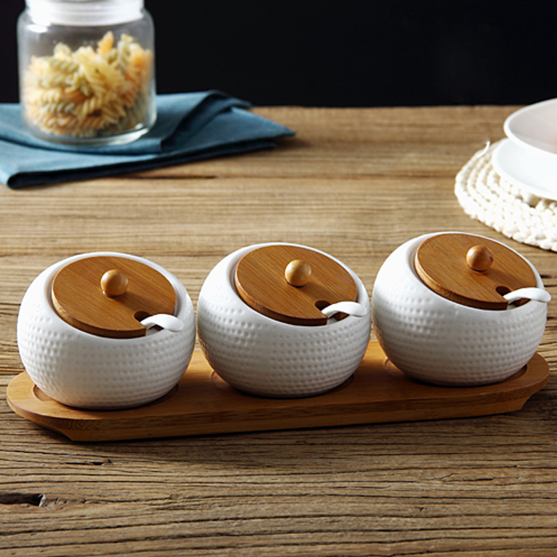 White Golf Shape Porcelain Condiment Jar With Bamboo Lid Ceramic Spoon And Bamboo Tray Set No Chemical Smell