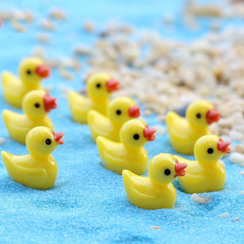 1 Piece Yellow Ducklings Garden Easter Decor Resin Crafts Slime Charms Cute Duck Miniature Figurine Ornaments for Home