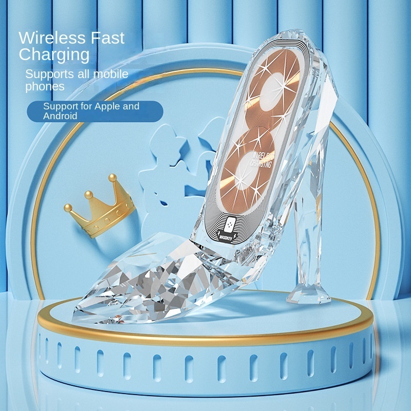 15w fast phone charging Fashionable desktop decoration Crystal shoes shape wireless charger with phone holder